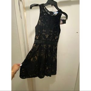 black laced dress